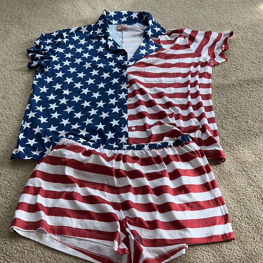Show Me Your MuMu American Flag Star & Stripe Pajama Set in Red, White & Blue